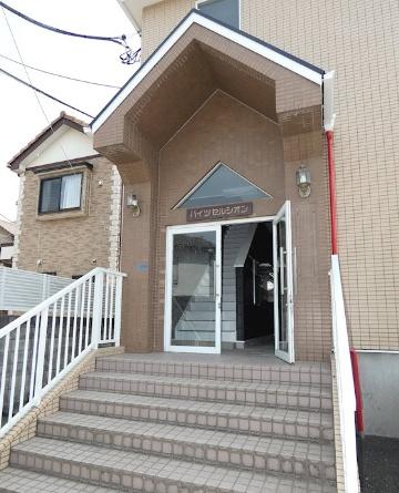 ハイツセルシオン