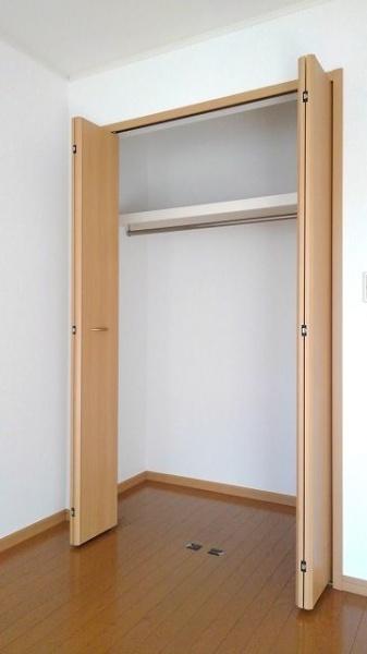 春日部市赤沼のアパート