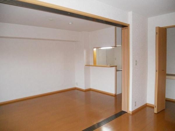 アリストクラット春日部