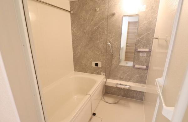 Ｌｅ　Ｇｉｎｋｇｏ