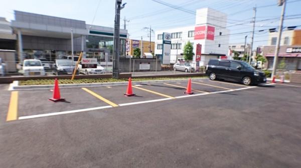 VILLA MISTRAL(駐車場)