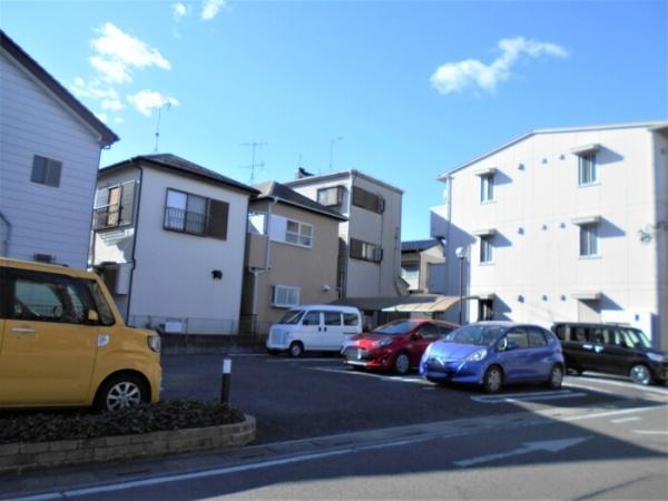 オークヒルズ2(駐車場)