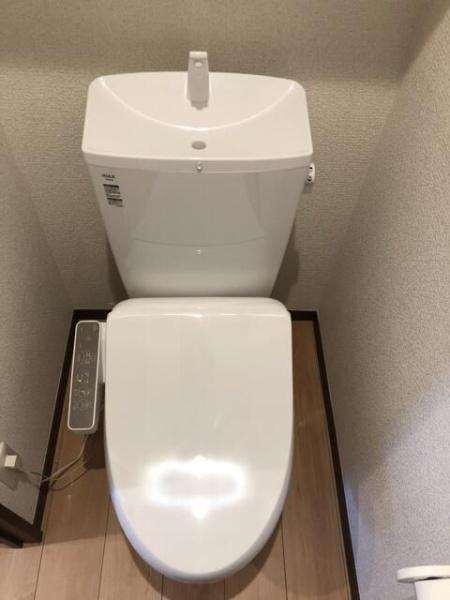 Freesia court(トイレ)