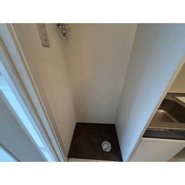 ハイツセルシオン