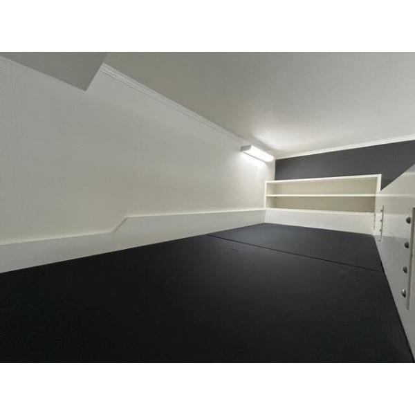 ハイツセルシオン