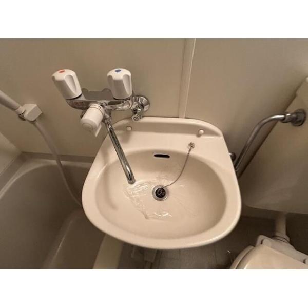 ハイツセルシオン