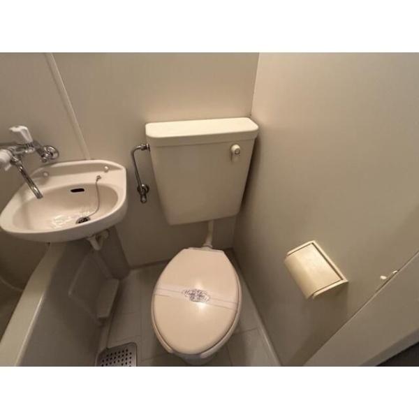 ハイツセルシオン