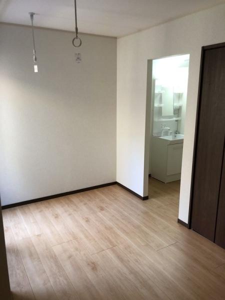 Ｆｒｅｅｓｉａ　ｃｏｕｒｔ