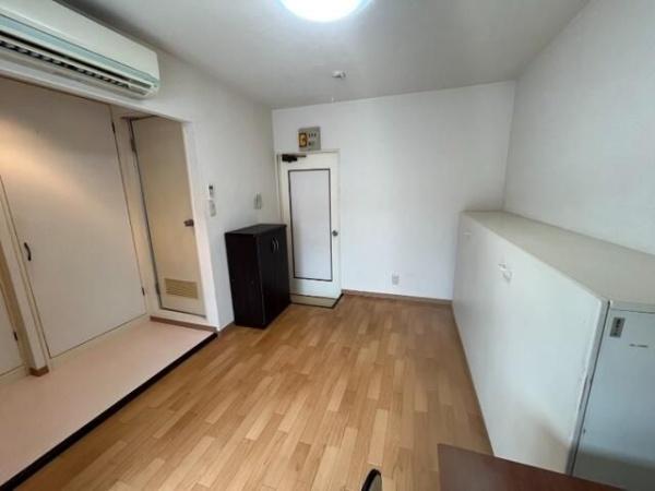 クレスト・センバ