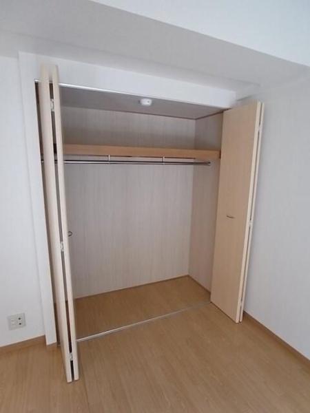 ＢＥＣＫ　ＥＡＳＴ