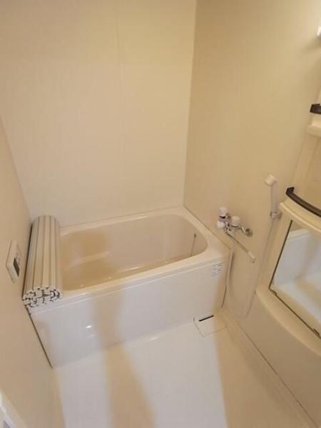 ＢＥＣＫ　ＥＡＳＴ