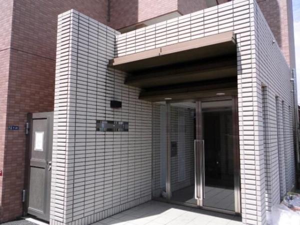 ＢＥＣＫ　ＥＡＳＴ