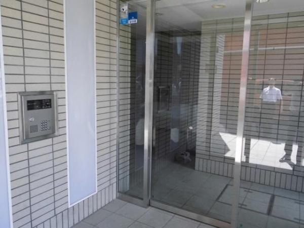 ＢＥＣＫ　ＥＡＳＴ