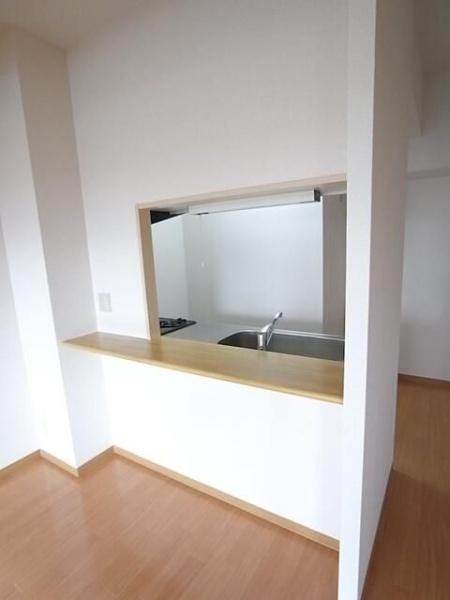 ＢＥＣＫ　ＥＡＳＴ