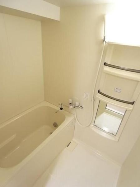 ＢＥＣＫ　ＥＡＳＴ