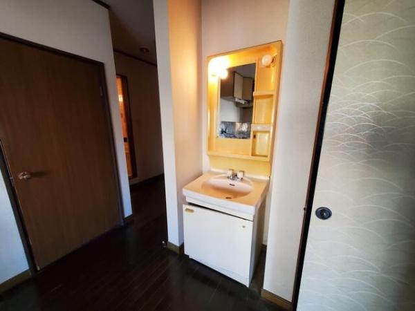 ハイツエルミドール