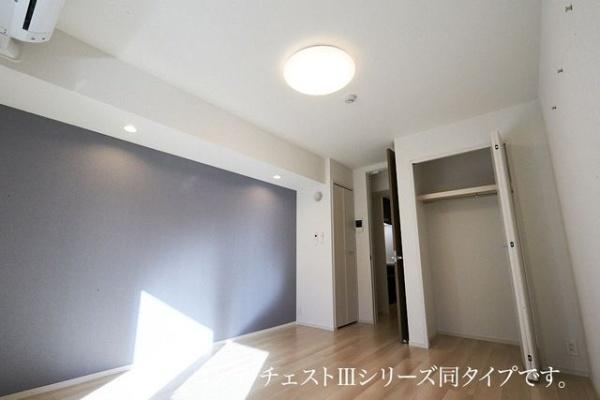 クルタ　ラプシ