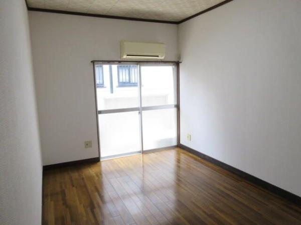 緑町４丁目貸家