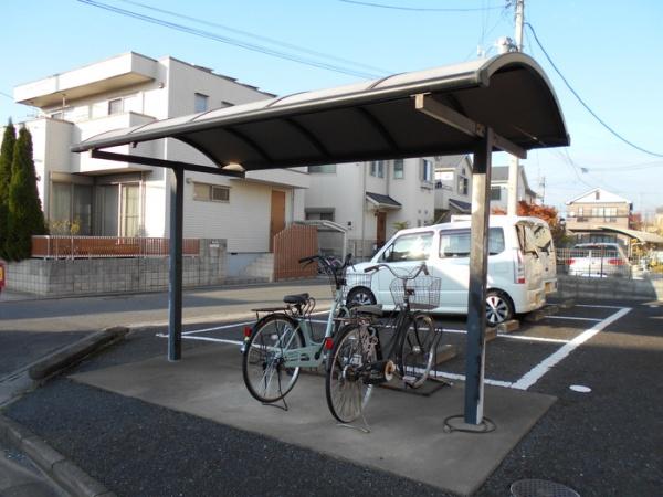 春日部市一ノ割４丁目のアパート