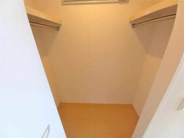 ロイヤルパレス　２番館