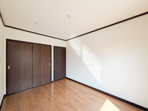 ライフタウニーＢ街区　6号棟