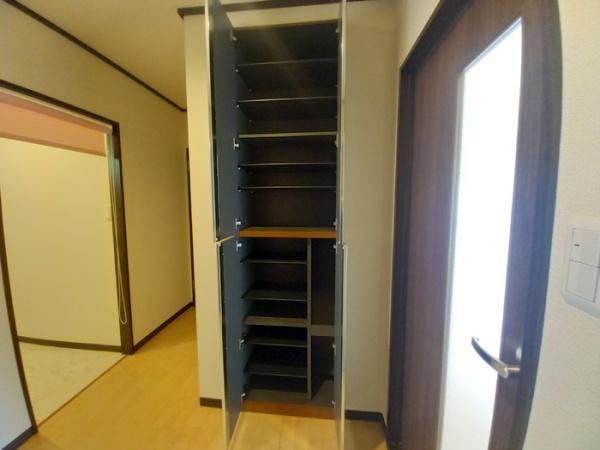 ライフタウニーＡ街区　5号棟