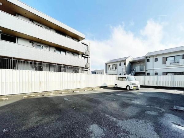 ライフタウニーＣ街区　２号棟