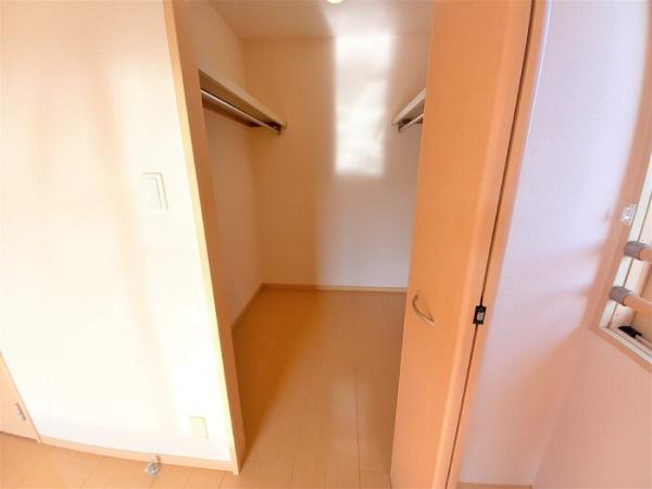 トマトハイツ三番館