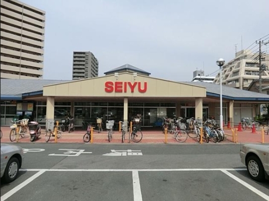 クレール南浦和(西友南浦和店)