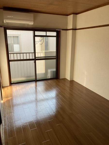 小林マンション