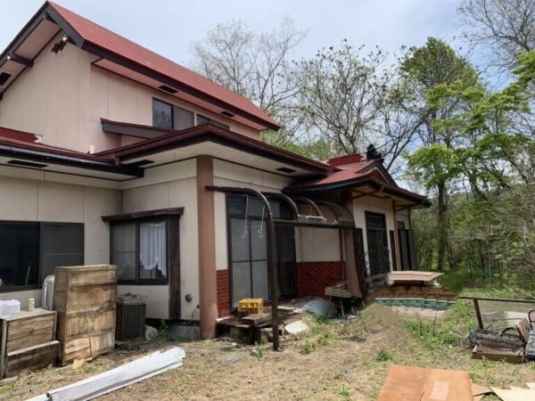 一戸町楢山似平　貸倉庫