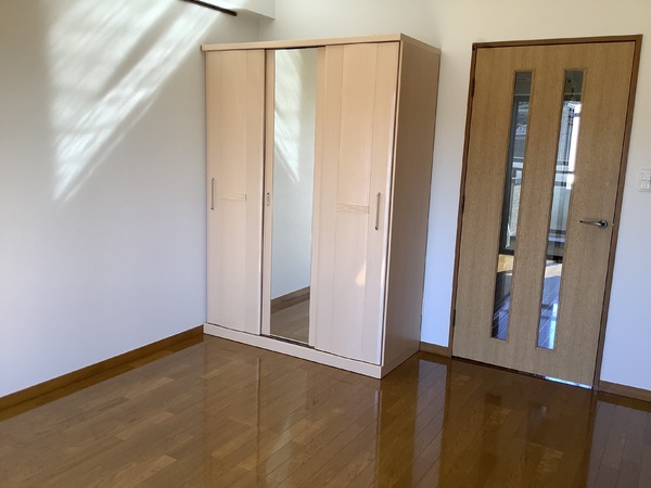 グランデ岸町(洋室)