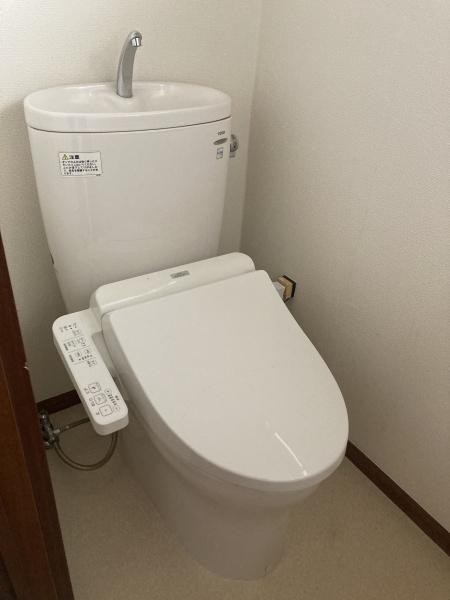 岸町３丁目貸家
