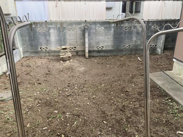 岸町３丁目貸家