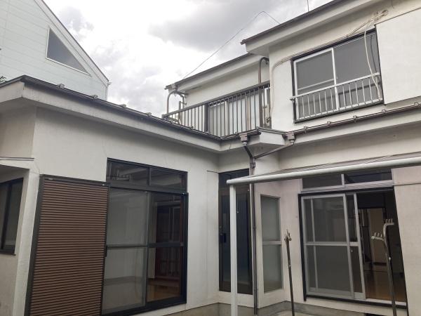 岸町３丁目貸家