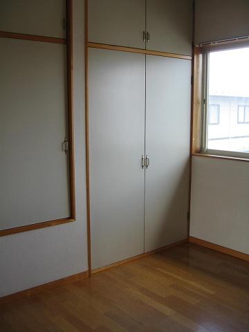 ヴィレッジ弐番館