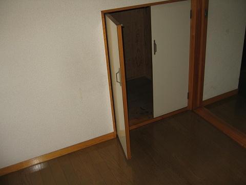 ヴィレッジ弐番館