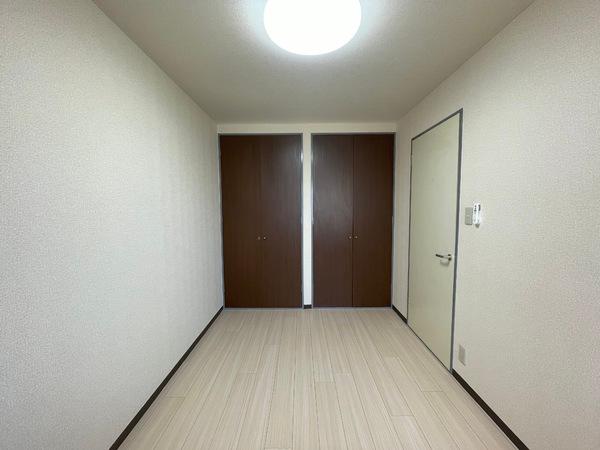 サンプレイス