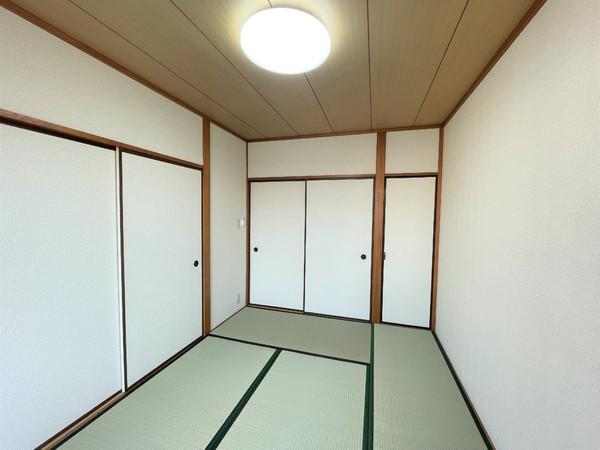 サンプレイス