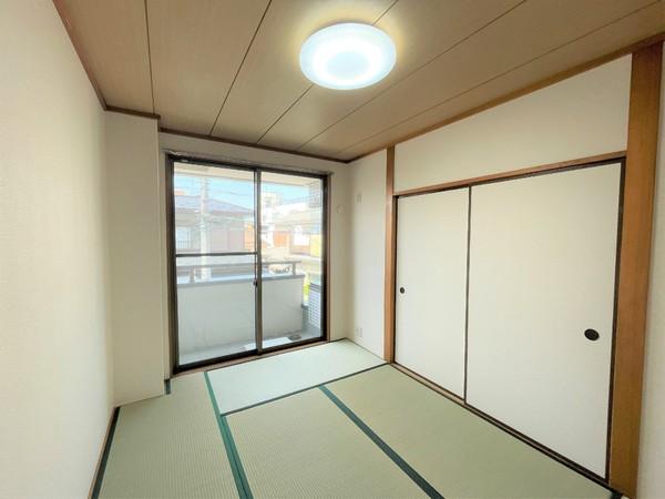 サンプレイス