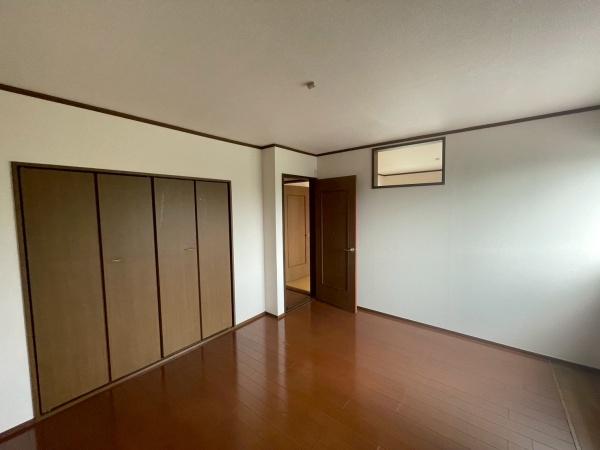 吉川2丁目貸家