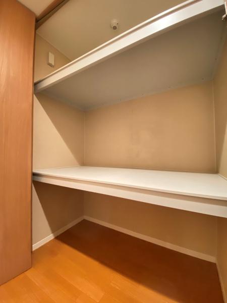 シャルマンドミール