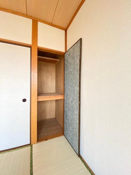 サンプレイス