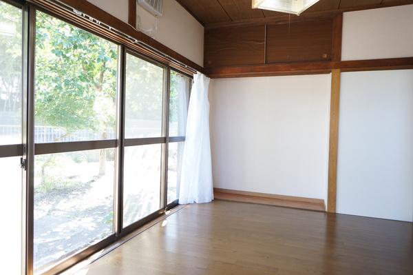 八子新田貸家
