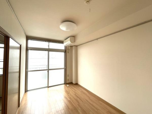 エステートピア戸張1(リビング)