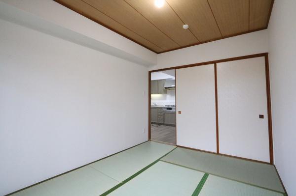 吉川市大字保のマンション