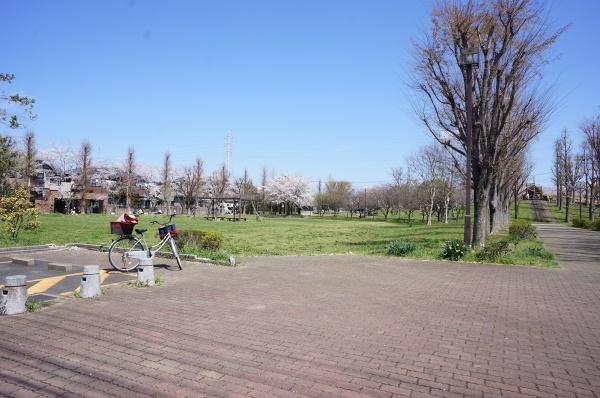 グリーン吉川(関公園)