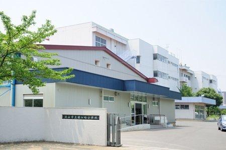 染谷ハイツ(流山市立鰭ヶ崎小学校)