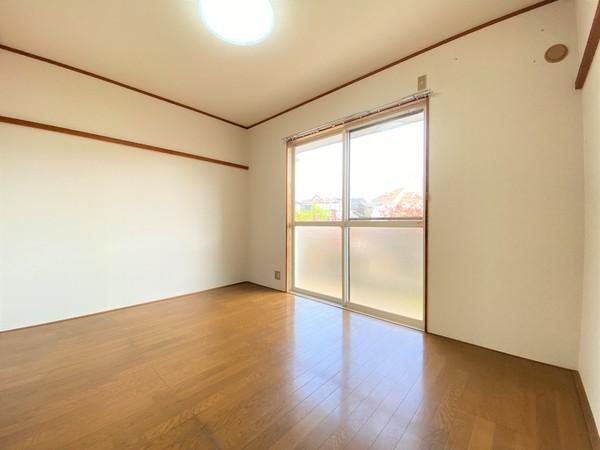 ヴィレッジ弐番館