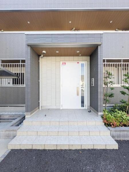 吉川市保１丁目のアパート